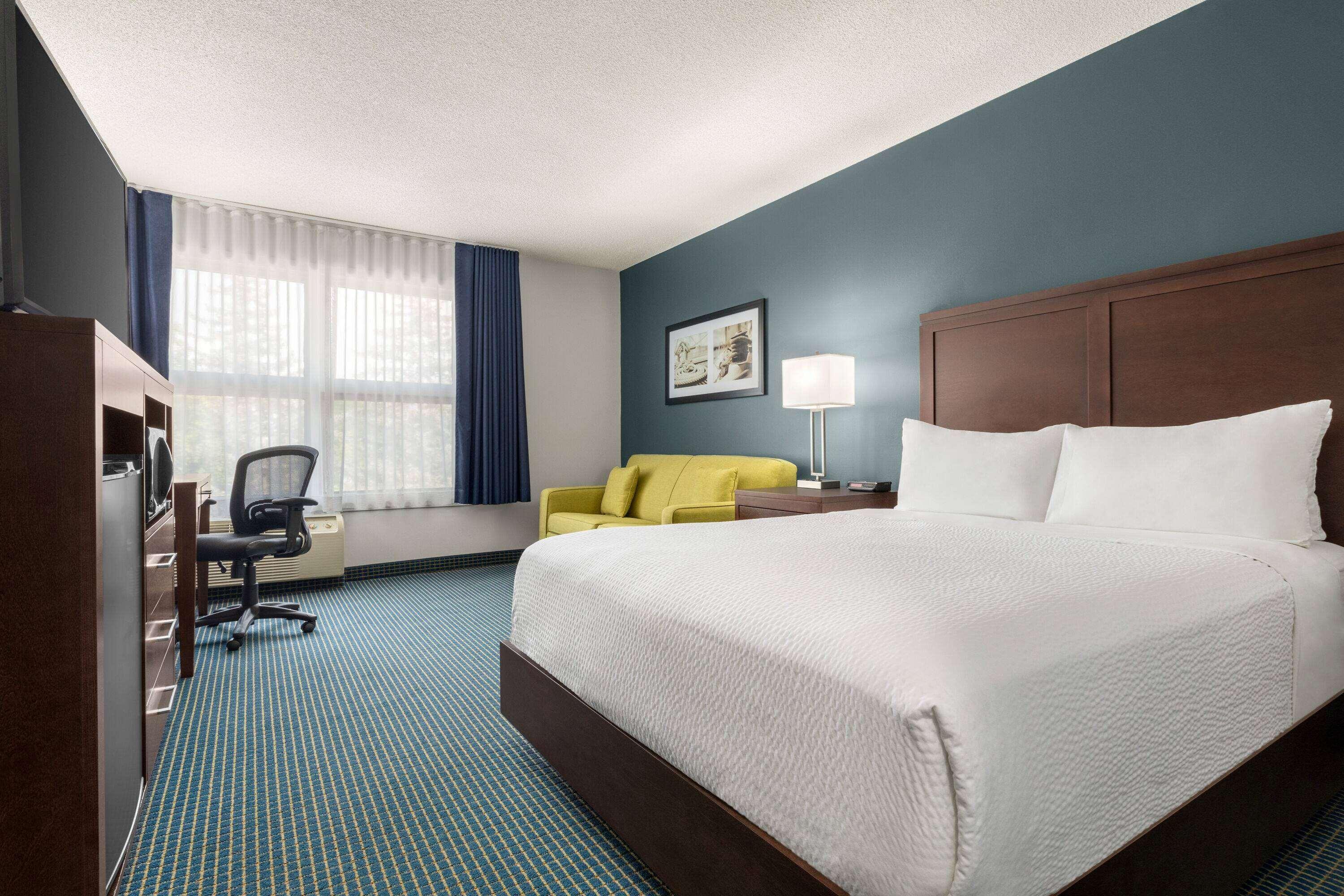 Days Inn By Wyndham Sarnia Harbourfront المظهر الخارجي الصورة